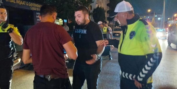 Trafik uygulamasını görünce aracını bırakıp kaçan sürücüye 240 bin lira para cezası