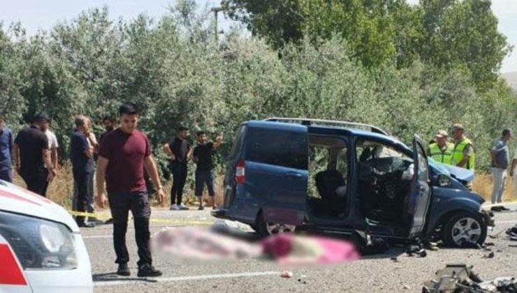 Van’da korkunç kaza! İki araç kafa kafaya çarpıştı: 2 ölü, 9 yaralı