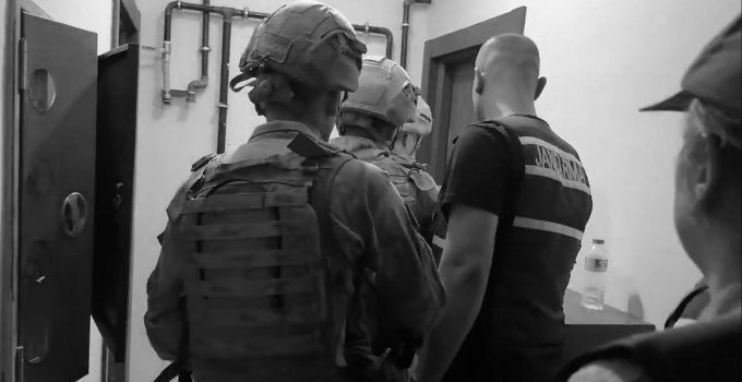 5 ilde organize suç operasyonu! Hesaplarda 9,1 milyar TL’lik hareketlilik: 53 şüpheli yakalandı