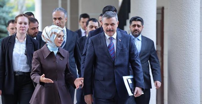 Bakan Çiftçi, sosyal yardımlarla ilgili konuştu! ‘Vatandaşı ayağımıza beklemeyeceğiz’