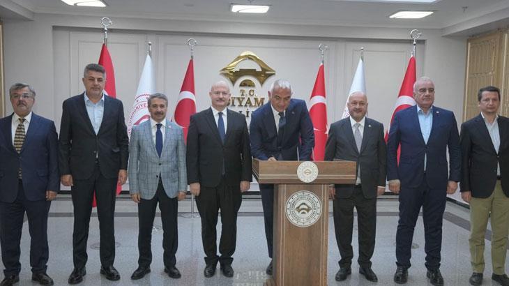 Bakan Ersoy Adıyaman’da: Kommagene’nin kadim kenti Perre’de çalışmalar sürüyor