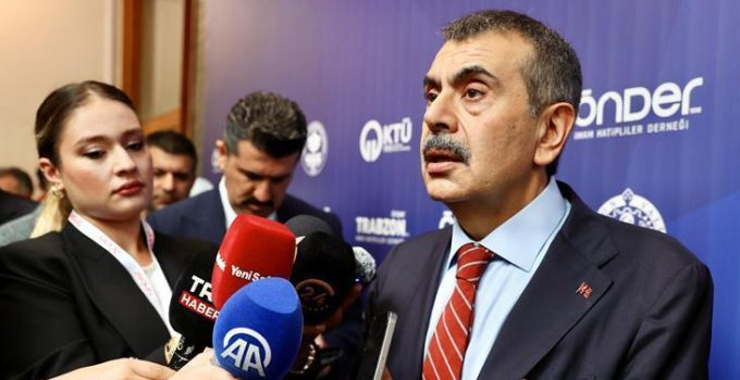 Bakan Tekin’den öğretmenlerin kıyafet düzenlemesine ilişkin net mesaj: Bu bir hatırlatmadır