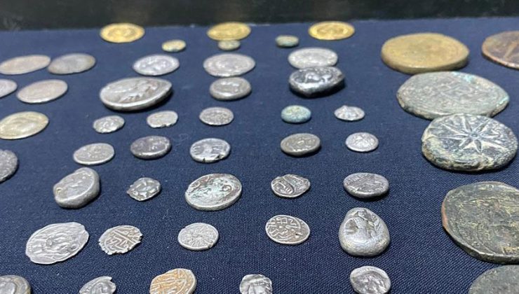 Beykoz’da kaçakçılık operasyonu: Onlarca tarihi eser ele geçirildi