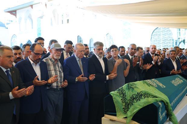 Cumhurbaşkanı Erdoğan, Fatma Zehra Önen’in cenaze törenine katıldı