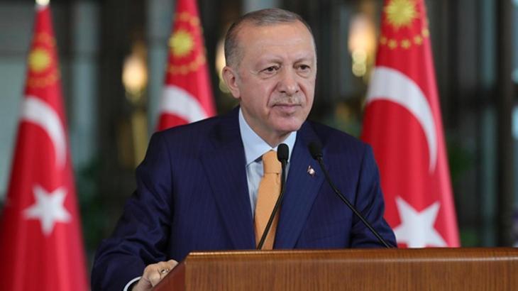 Cumhurbaşkanı Erdoğan, milli boksör Hatice Akbaş’ı tebrik etti