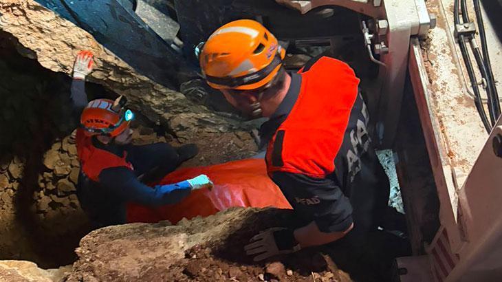 Elazığ’da kaynak suyu hattı kazısında göçük! 1 işçi hayatını kaybetti