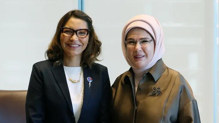 Emine Erdoğan, Brezilya Devlet Başkanı’nın eşi Silva ile görüştü