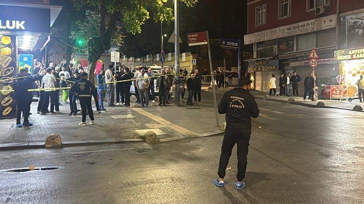 Esenler’de hareketli anlar! Bıçakla polislerin üzerine yürüyen şüpheli etkisiz hale getirildi