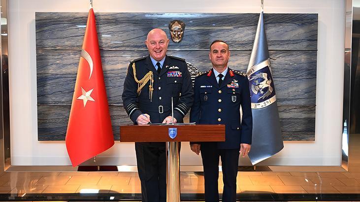 İngiltere Hava Kuvvetleri Komutanı Smyth, Hava Kuvvetleri Karargahı’nı ziyaret etti