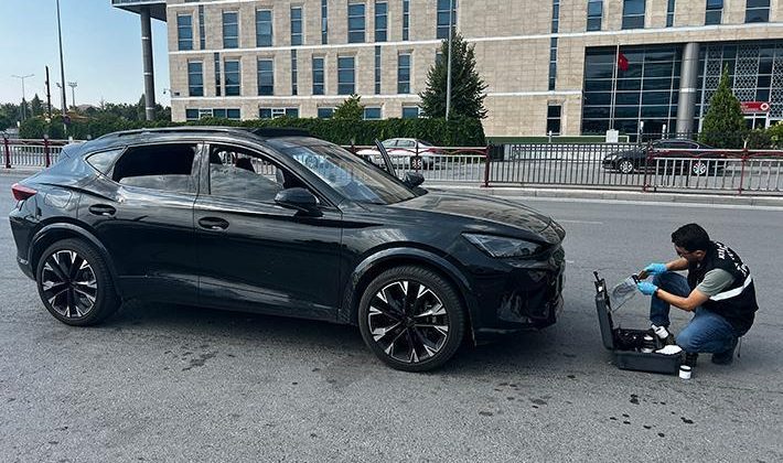 Kayseri’de anahtarı üzerinde unutulan otomobili çalan 4 çocuk yakalandı