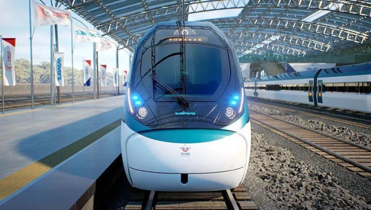 Milli elektrikli hızlı tren saatte 250 kilometreye ulaşarak rekorunu geliştirdi