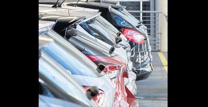 Otomotiv pazarı yüzde 12 daraldı