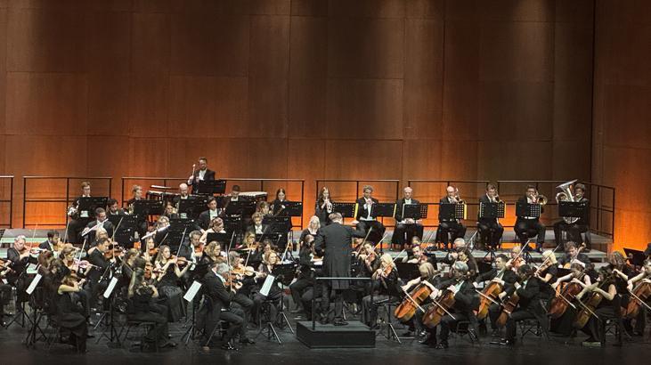 Royal Philharmonic Orchestra İstanbul’da müzikseverlerle buluştu