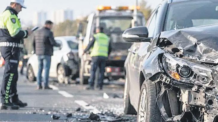 Trafik kazalarında milyarlık vurgun