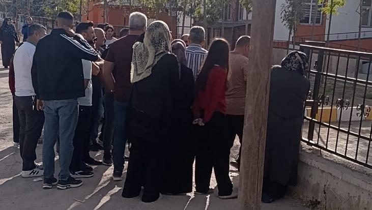 Van’da okulda silah paniği! Öğrencinin elindeki tüfeği öğretmenler fark etti