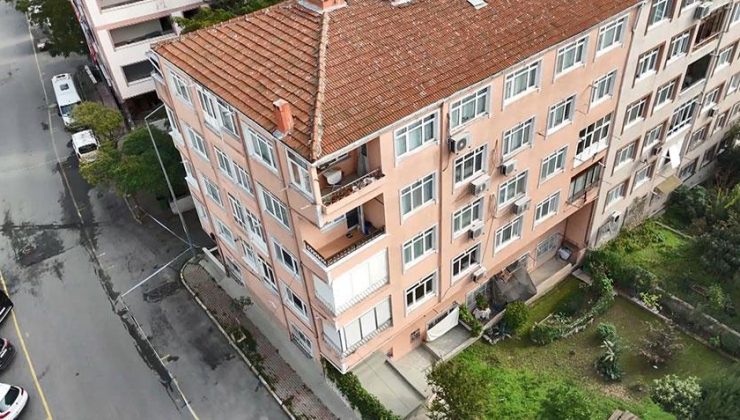 60 yıllık komşular gece yarısı evlerini terk etti! ‘Enkaz altından toplamak zorunda kalabilirdik’