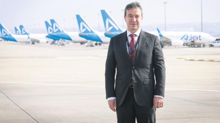 AJet yazın 11 milyon yolcu taşıdı
