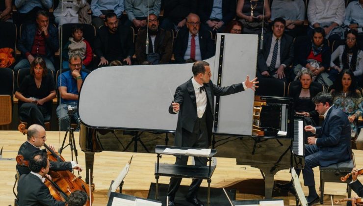 Ankara’da senfoni izdihamı! CSO’nun 200. yıl açılışında salon doldu taştı
