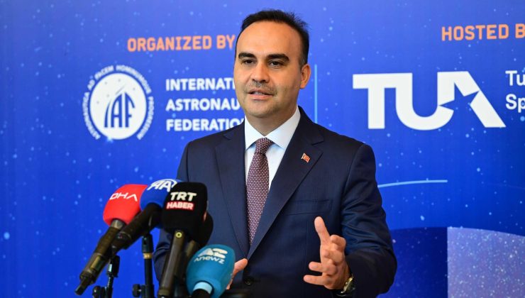 Bakan Kacır: Küresel uzay gündeminin kalbi Türkiye’de atacak