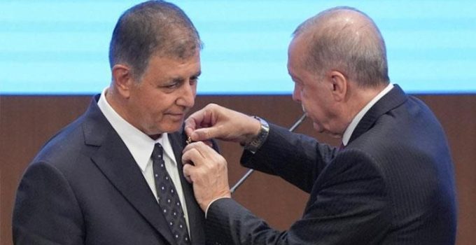 Cemil Tugay, AK Parti’ye geçiş sürecini anlattı: Cumhurbaşkanı Erdoğan son 25 yıla damgasını vurdu