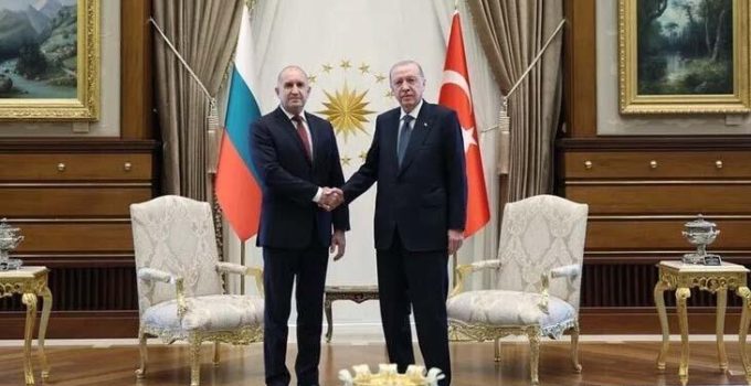 Cumhurbaşkanı Erdoğan, Bulgaristan Başbakanı Radev ile telefonda görüştü