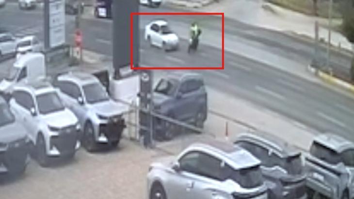 Edremit’te feci kaza kamerada! Otomobilin çarptığı motosikletin sürücüsü Mustafa Özcan hayatını kaybetti