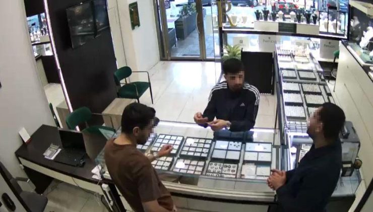 Esenyurt’taki kuyumcu saldırısına ait şok görüntüler! ‘Senin için adam vururum’