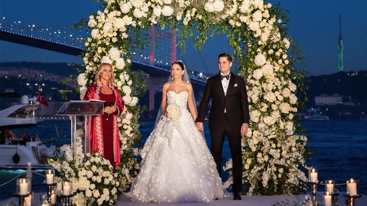 Esma Sultan Yalısı’nda görkemli düğün: Boğaz’a karşı “evet” dediler