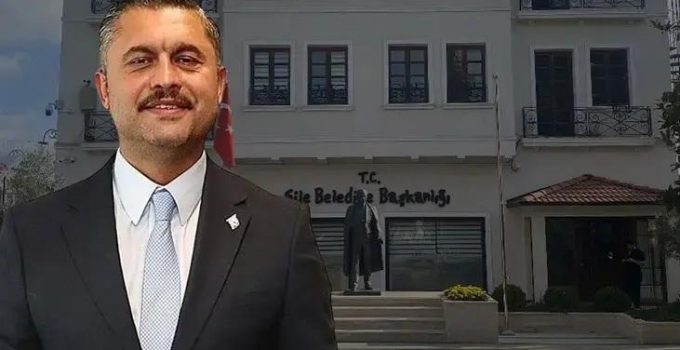 Görevinden uzaklaştırılan Şile Belediye Başkanı Özgür Kabadayı mahkemede aylık gelirini açıkladı