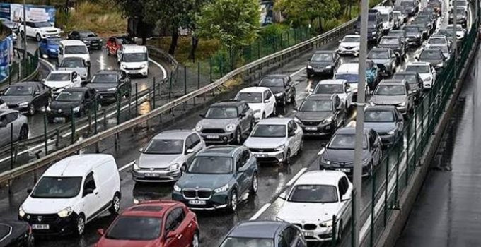 İstanbul Emniyet Müdürlüğü duyurdu: İstanbul’da bazı yollar trafiğe kapatılacak