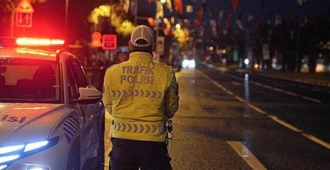İstanbul’da bazı cadde ve yollar trafiğe kapatıldı
