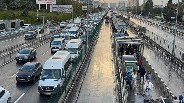 İstanbul’da iş çıkışı yoğun trafik! Yüzde 89’a çıktı