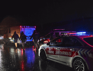 İstanbul’da otomobil sele kapıldı: Kayıp 2 kişi aranıyor