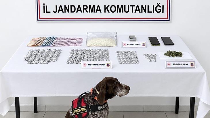 İzmir’de uyuşturucu operasyonu: 2 zanlı tutuklandı
