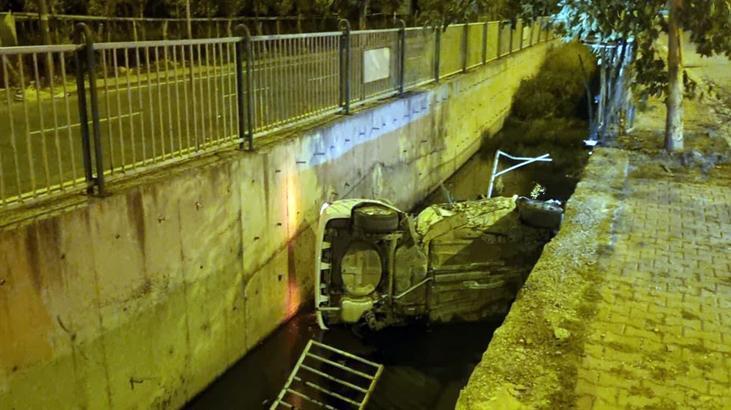 Kayseri’de otomobil sulama kanalına düştü! 2 kişi yaralı