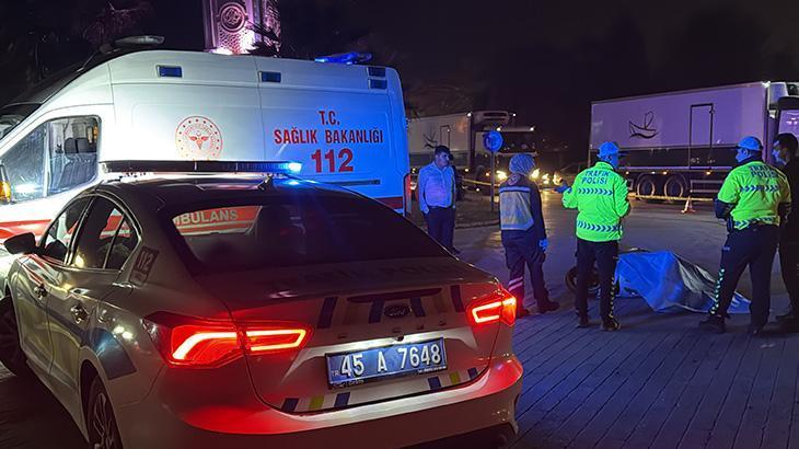 Manisa’da TIR’la çarpışan motosikletin sürücüsü öldü