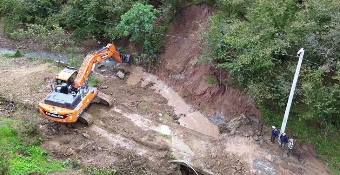 Sakarya’daki sel felaketinin ardından ekipler harekete geçti