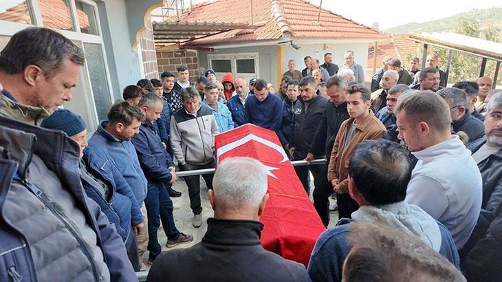 Soma’da maden kazası! Hayatını kaybeden 5 işçiden İsa Olcay son yolculuğuna uğurlandı
