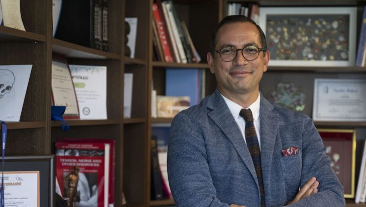 Türk spor cerrahı, dünyanın gözü önünde canlı cerrahiye imza attı