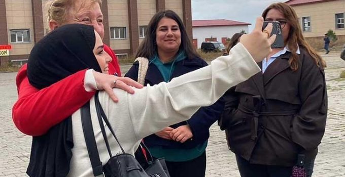 Üniversitenin en dikkat çeken öğrencisi! Profesör: Bizim için bir gurur