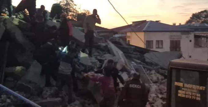 Zonguldak’ta bina çöktü: 1 ölü
